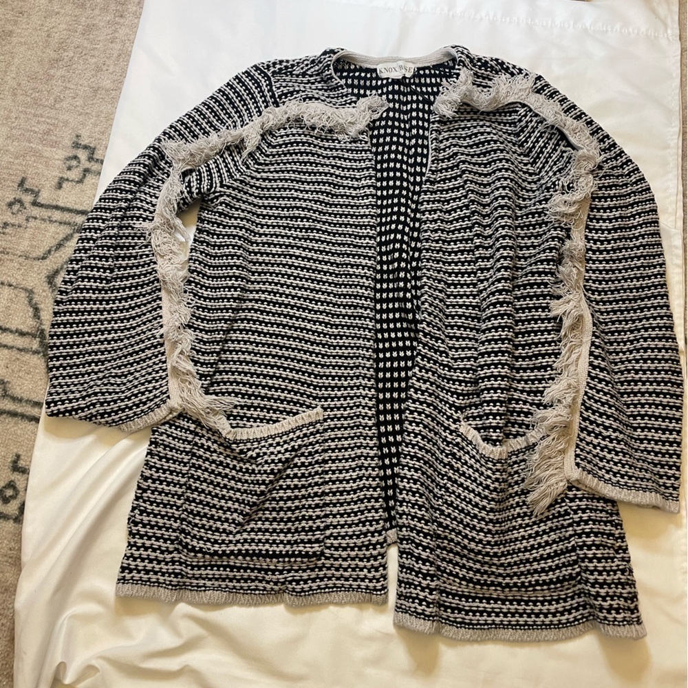 Knox Rose size medium black and cream knitted cardigan